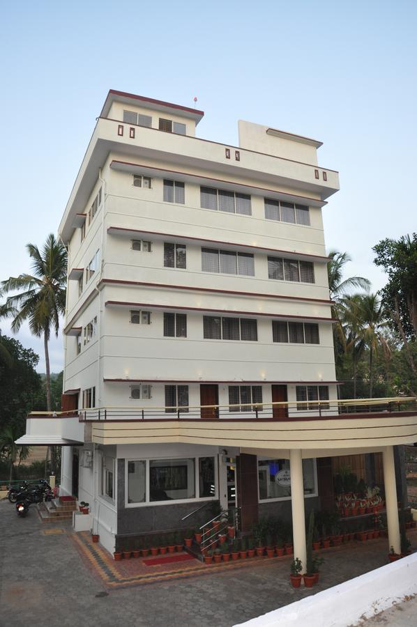 Hotel Sai Skanda Subrahmanya Buitenkant foto